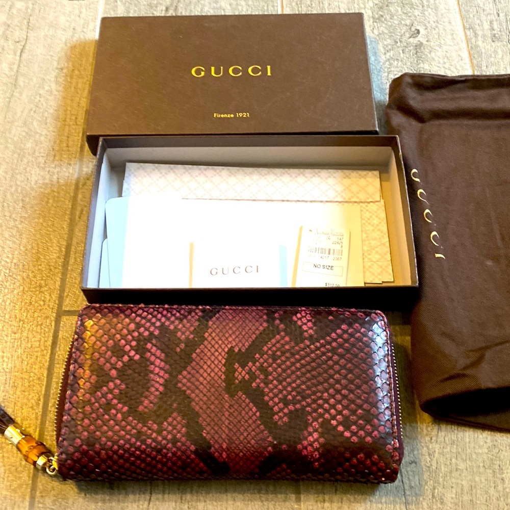 Gucci wallet